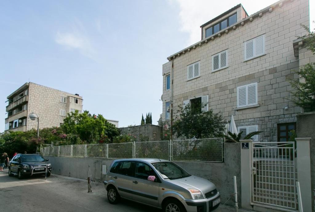 Yellow Room Guesthouse Dubrovnik Exterior photo